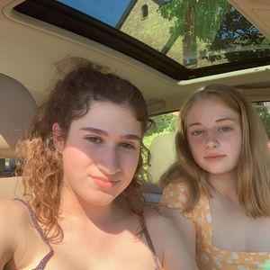 Meet your Posher, Sienna